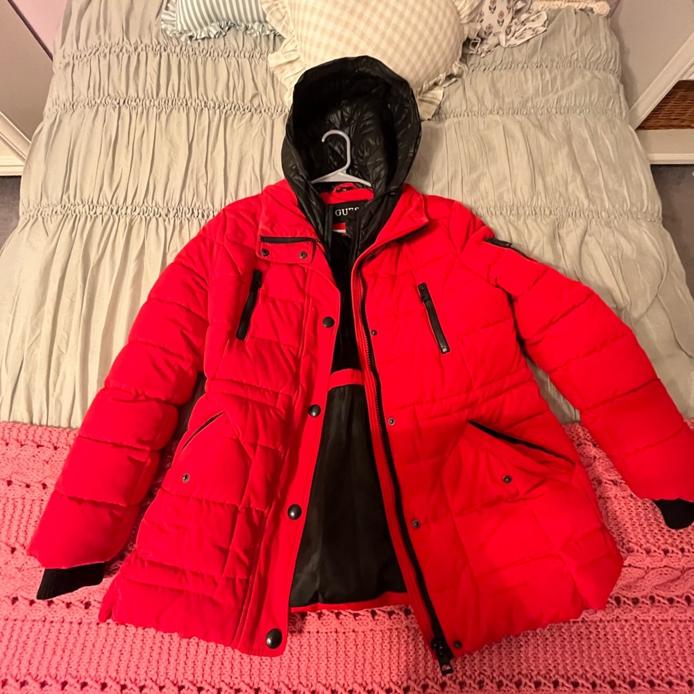 Guess puffer jacket